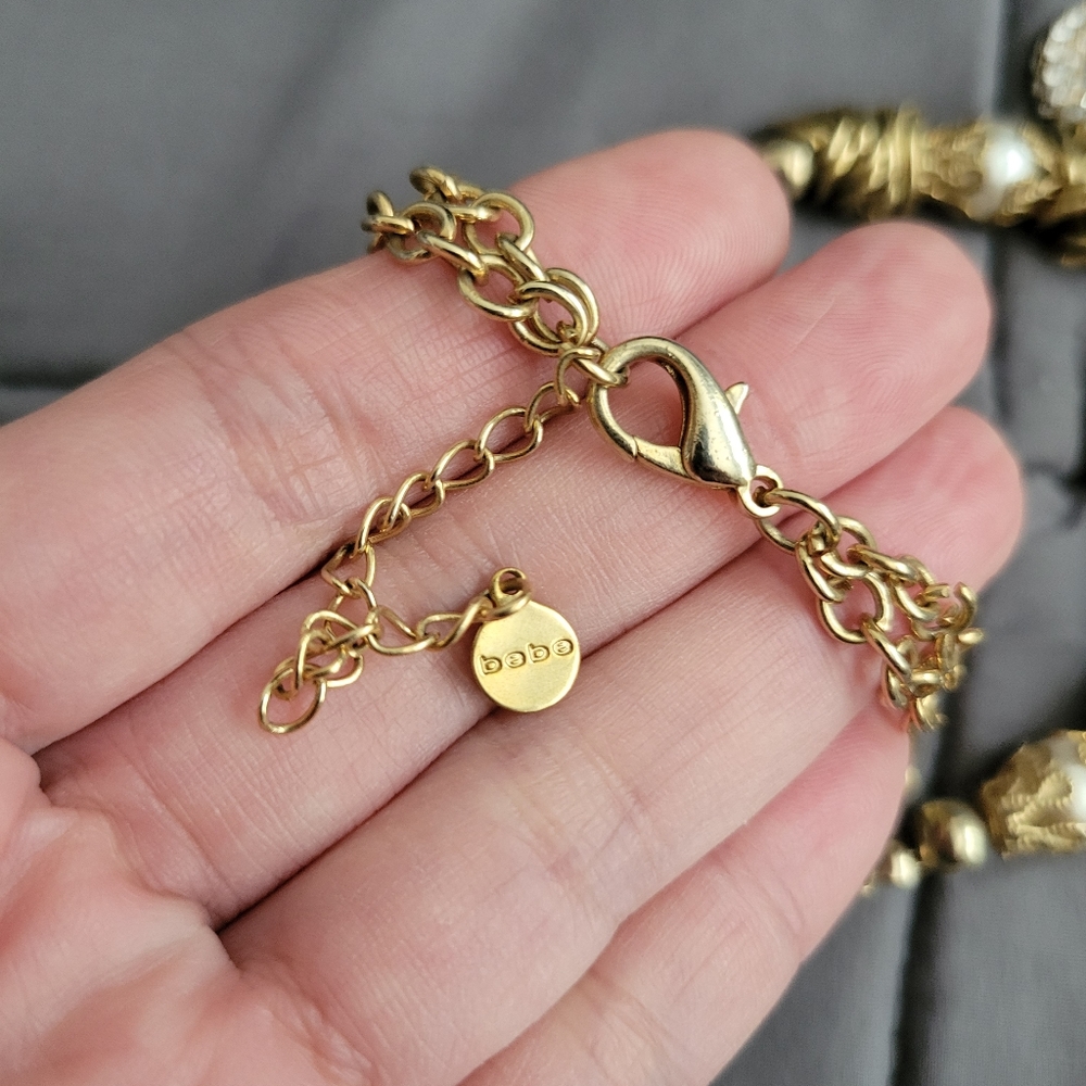 Bebe | EUC Gorgeous Gold Tone Faux Pearl Bling Charms Statement Necklace - Picture 6 of 8